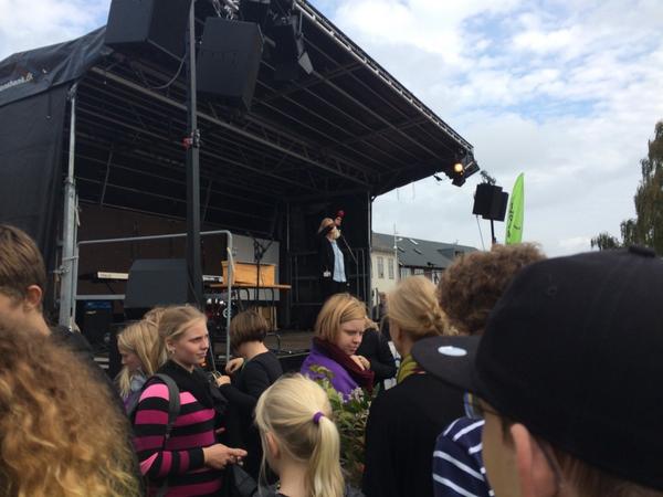 Sofia_Due10's tweet photo. Tak for en dejlig fødselsdagsfest! #folkeskole200 http://t.co/GxVsFcqN2z