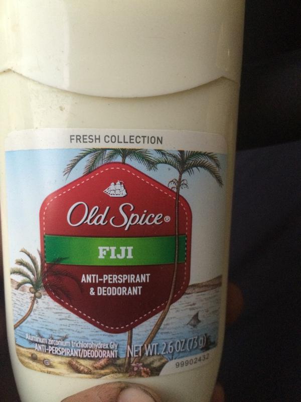 Mooreman1993's tweet photo. @Kaneshow look! It's both deodorant and anti perspirant!! http://t.co/oZi8Vj8doB