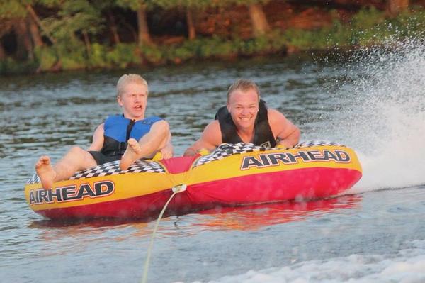 6Ben's tweet photo. Huge birthday S/O to my brother @KyleScott11 have fun hitting the bars tonight #19 http://t.co/vJLGWELS5j