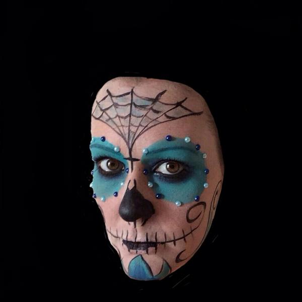 lyndasmakeup's tweet photo. Halloween make up book your appointments today. Xx http://t.co/GuRtThwLvj