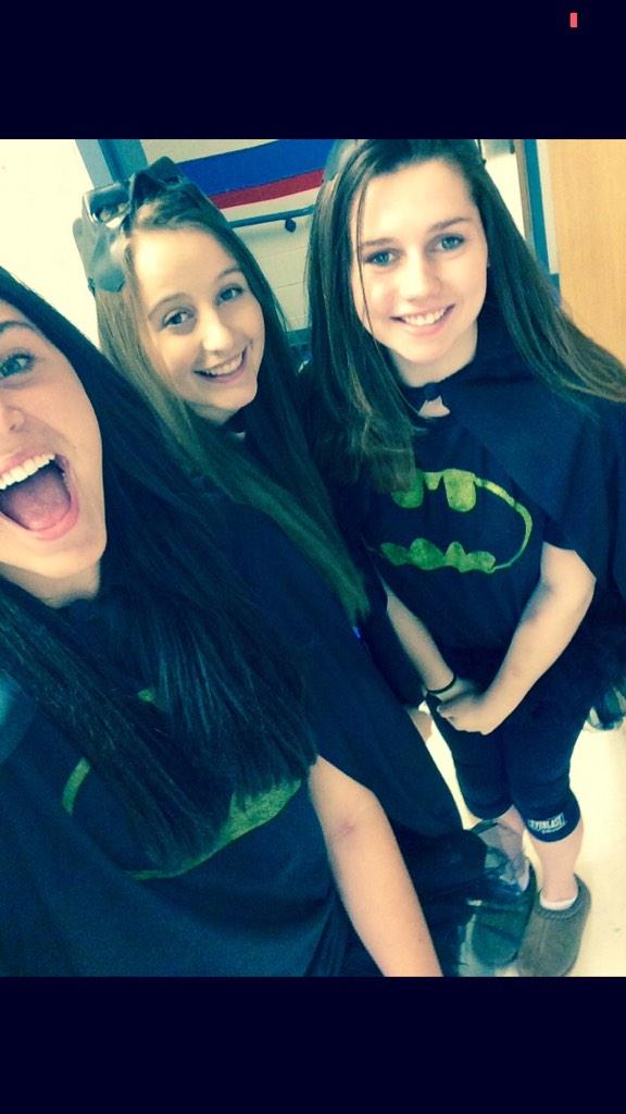 sltrible's tweet photo. Spirit Week Part 1 with my babes π @skyybaby7 @annabanana_1017 #BatBitches http://t.co/tVYOyHozlG