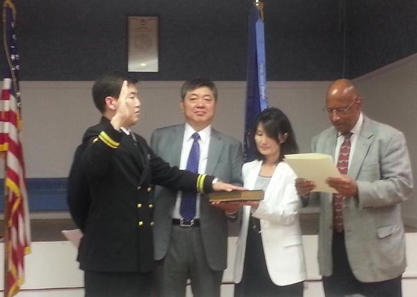 GMJohnsonNJ's tweet image. My best wishes to LTJG John Ung Lee and his Parents, taking the oath of office. #reenlist #bergenfield #gmjnj