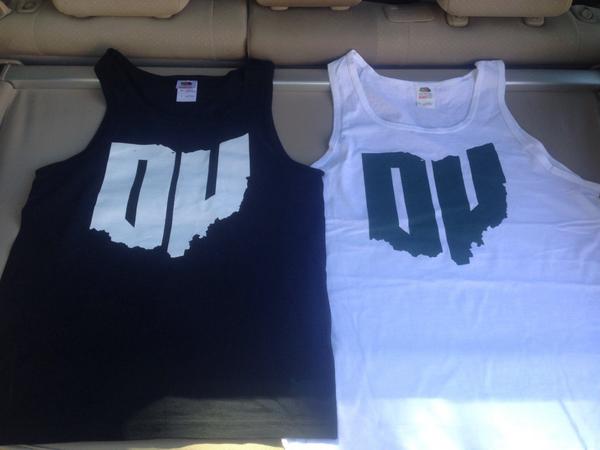 CALLING ALL ALUMNI AND CURRENT STUDENTS. Everything is half off this weekend so DM me if you want a tank or crewneck!