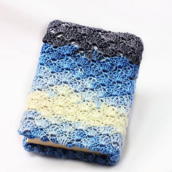 ReemRoseCrochet's tweet photo. #الخبر #كروشية #حياكة #مصحف 
#crochet #handmade #blue 💙💙 http://t.co/A1sLRDDtmD