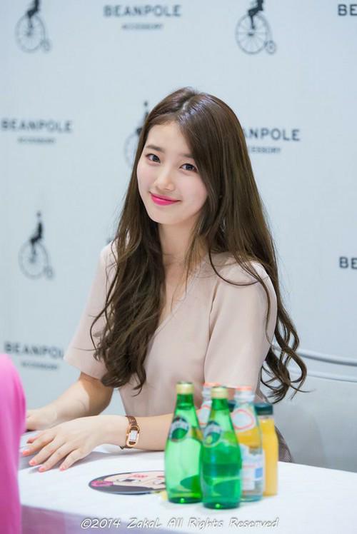 Happy birthday bae suzy! I love you bae!   