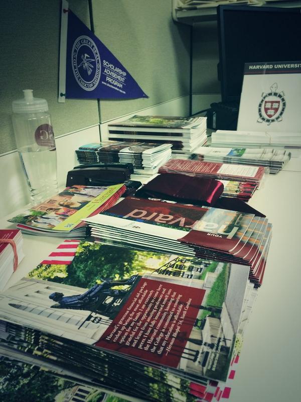 Harvard_Natives's tweet image. Packing up for @WereNIEA next week. Here we come, Anchorage! #NativeHigherEd #LifeatHarvard