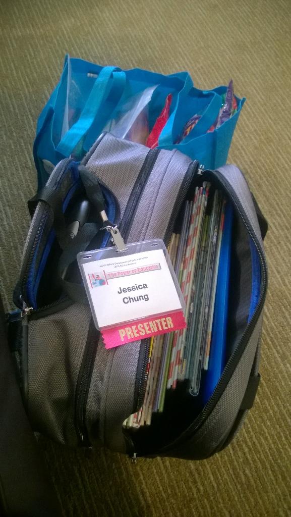 jchungfdns's tweet photo. Excited to lead #EarlyLit Make 'n Take at ND DPI's fall conference! Join me at 2:45 if you're here! #PowerofEd2014 http://t.co/UsXKJqmhHX