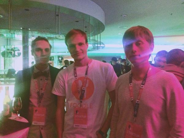 just_foodle's tweet photo. Thanks for absolutely awesome first day, @idcee_eu! #Foodle team will try to show up on time tomorrow 😉🍷🍸✌️ http://t.co/gtQEyfMfOW