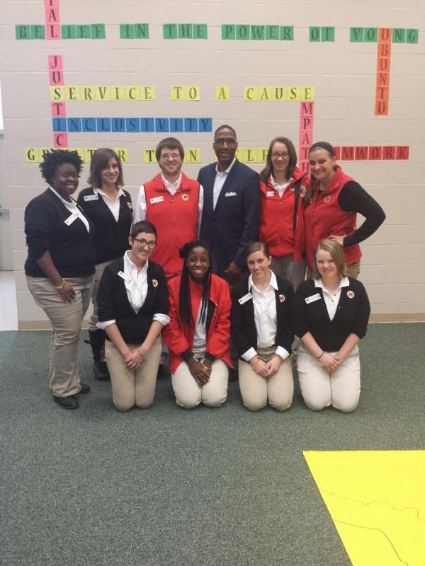 zachreed12's tweet photo. Ty .@CityYearCLE for the outstanding job you are doing with our students at .@CLEMetroSchools John Adams HS http://t.co/6XrD5qNLHp
