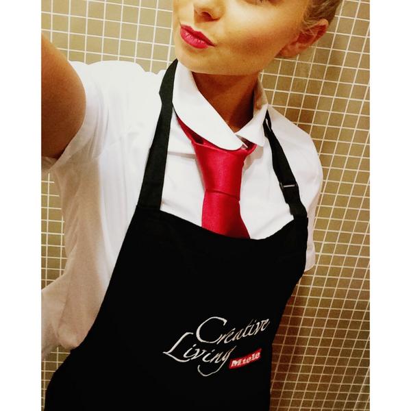 XennaKristian's tweet photo. Enjoyed NEC today in waitress attire for the VIP's #pushpromotions http://t.co/98KBuJ7bfA