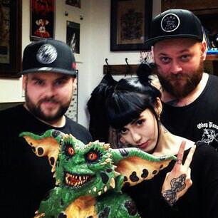 SnowdonDS's tweet photo. Behind da scenes w the lads n' gremmy. http://t.co/xwTFjIzGne