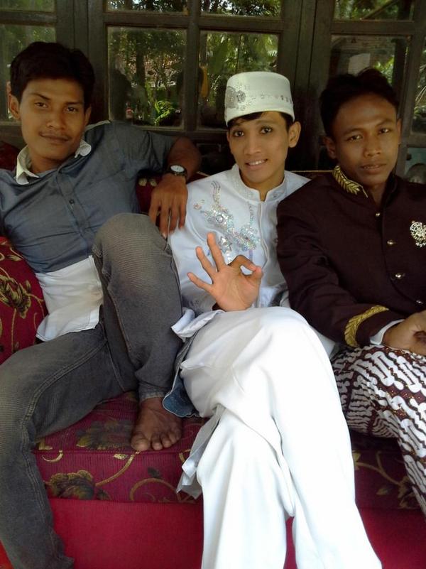 PilipAgust's tweet photo. http://t.co/FD1eOmQFTb