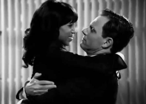 Reds_Logic's tweet photo. #ThrowbackOlitz "I love him. Fitz. I love him." "I'm in love w/someone else." "I was in a relationship w/a man I.." http://t.co/dL5NJPRpvE