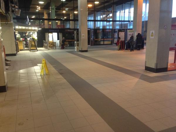 sage_sastiling's tweet photo. Great doing work with @BGC_Ltd for @MiltonKeyn_es train station. #MiltonKeynes #SASTiling http://t.co/L1EpyfAJky