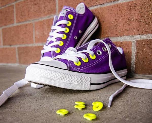 wearCAPSOLE's tweet photo. @familyfocusblog Scarlet, your readers will love our snap-in Chuck Taylor accessories! http://t.co/7QJ0ED0IO3 http://t.co/WT3UwM8yAP