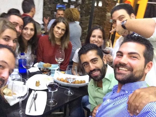 Diafrutando de los JuevesAcanthum... Siempre una experiencia diferente y especial! <a href="/acanthum/">Acanthum</a> @xantyelias #buenagente