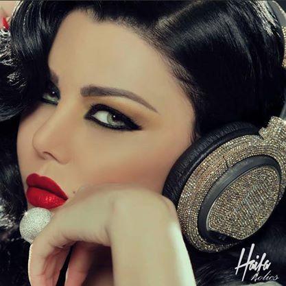 HaifaWehbe_FR's tweet photo. @HaifaWehbe just Haifa <3 top #Beauté http://t.co/Art3ruVmHs