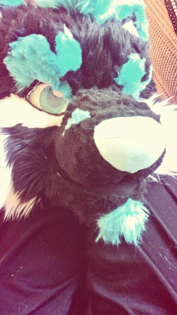 SnapbackOtter's tweet photo. Damn bitch you scruffy af #MoreTeasers http://t.co/X42buBQ7gn