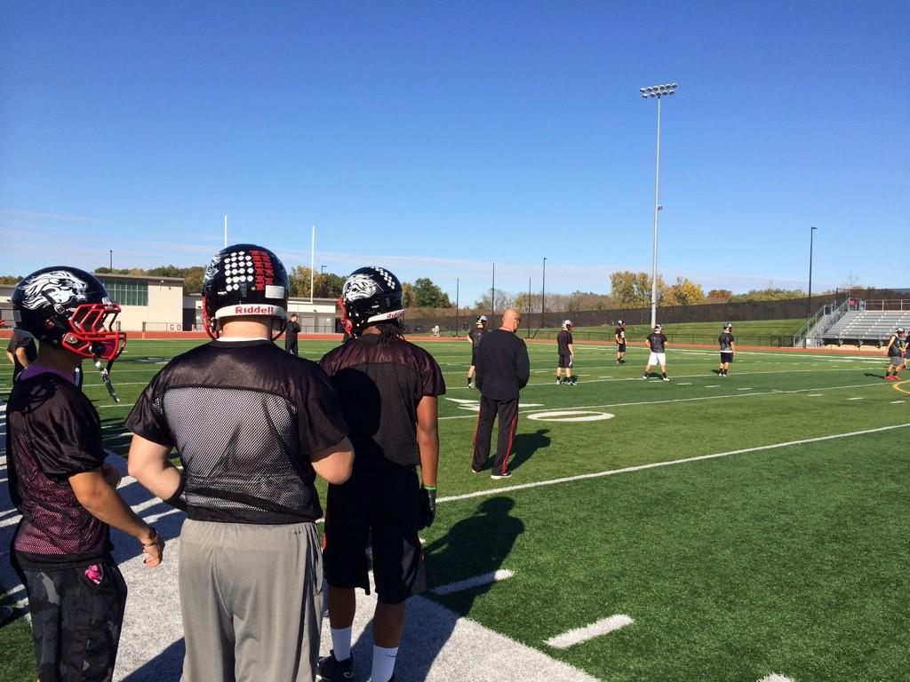 Zach Hanley on Twitter "(10) LinnMar getting ready for (9) Cedar