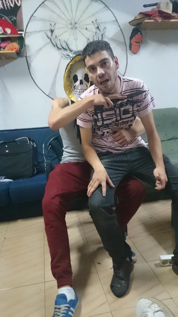 zubisarko's tweet photo. Locuras de mañaneo después de vene http://t.co/4ZJCkBy6Wi