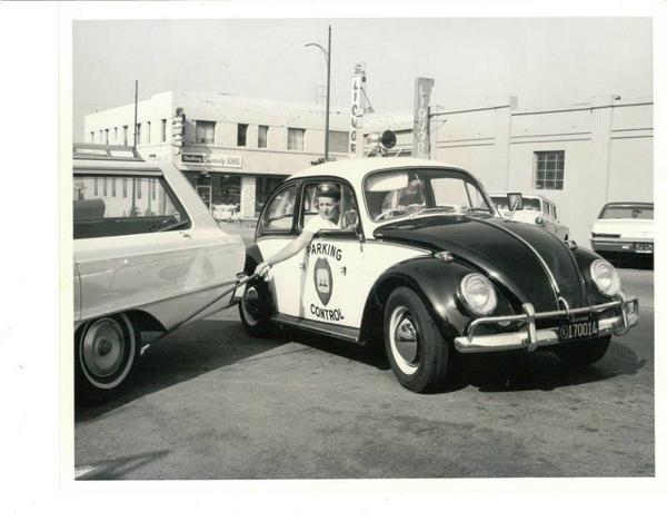 BurbankPD's tweet photo. @BurbankPD w/ #oldschool #TBT #throwbackthursday #traffic #parkingcontrol #herbiethelovebug http://t.co/BXC72y26zw
