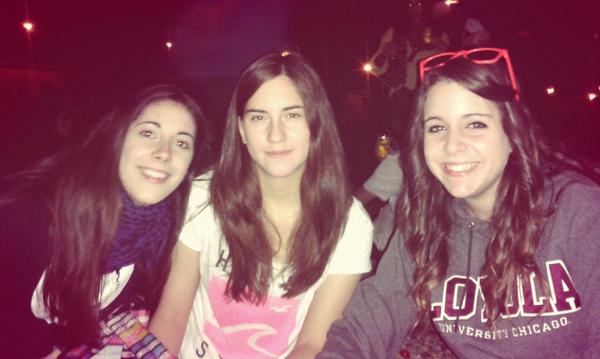 Isabel_pg95's tweet photo. Noche de rave con @Nataliavillano @AliciaNieto30  !!! #ADarloTodo http://t.co/NbF4TMzX3n