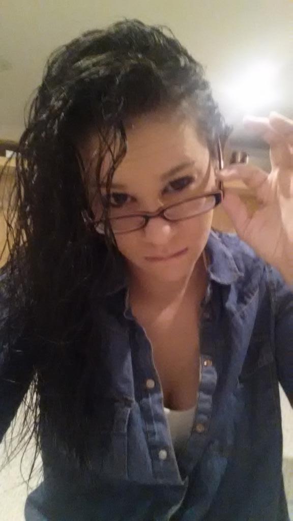 classicjulieism's tweet image. Selfie of the day.  #sexyteacher #whatmakesmebitemylip #answerisyou