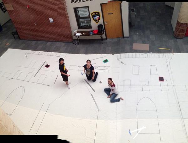 NishNaik3's tweet photo. Busy bees working on madrigals backdrop http://t.co/u3FlTKdpRo