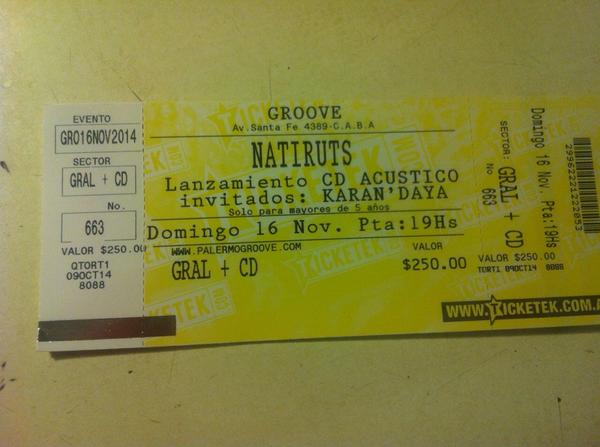 Natukras's tweet photo. Felicidad extrema 😄 @natirutsoficial @CapoyaPT @mpereztaboada http://t.co/jF15vzn2im