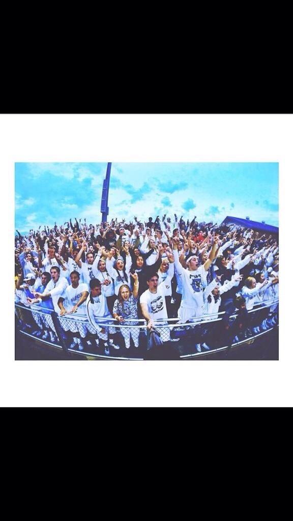 HsSections's tweet photo. Battle of Wichita Kansas 
RT for Maize south high school
Fav for Maize High school http://t.co/6WBB6p1UNo