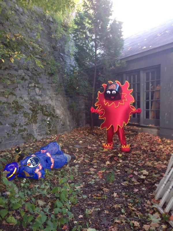 Bzj1M9ZCEAAFHa4.jpg:large