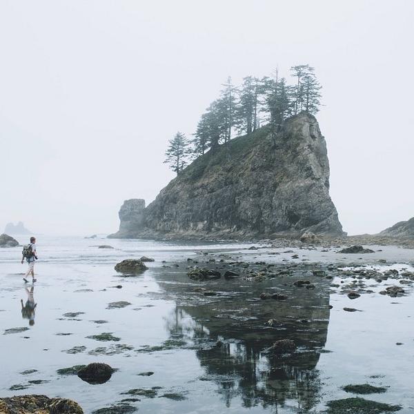 PacSun's tweet photo. Morning gloom with Sam Elkins. #myGSOM #pacsun http://t.co/FzzLI6qVyf