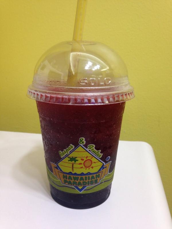 HawaiianPDValle's tweet image. Se acerk Halloween y la ocasión lo amerita.Pide un VAMPIRO.Grosella,uva,chamoy y chile en polvo.G A R A N T I Z A D O