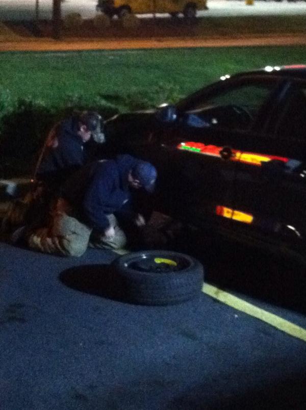 BranchvilleFire's tweet image. #Volunteers assisting a citizen with a flat tire while out getting dinner tonight.