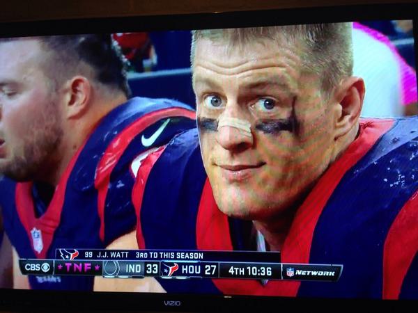 ErikaVan11's tweet image. @JJWatt loving this look! #threetouchdowns @TheHerd