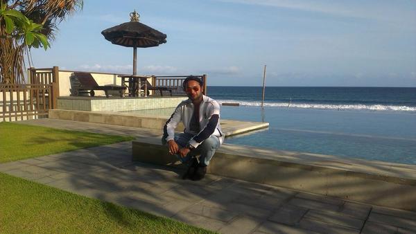 Embedded image permalink