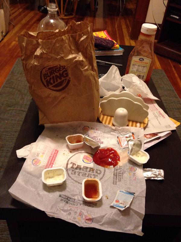 literallynodick's tweet photo. Thats how you eat: chickensandwich/20 nuggets/large fries.But I chased it dwn w diet rootbeer so it's not unhealthy🍟 http://t.co/pYbV0cvLLJ