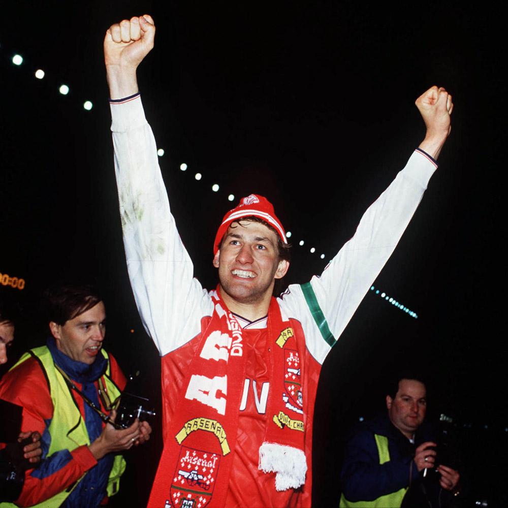 And happy 48th birthday to Mr Arsenal Tony Adams! What are your favourite memories of our former captain? 