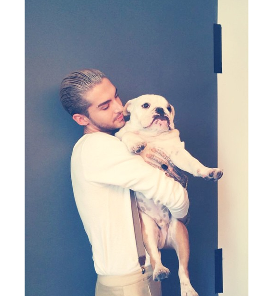 tokiohotel's tweet photo. Photoshoot #meandpumby http://t.co/bkaTTz2fvQ