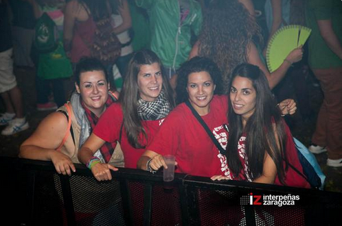 sportsbetcomau's tweet photo. Meanwhile, Gareth Bale's night out disguise is blown... http://t.co/Kv4wjqPA9F