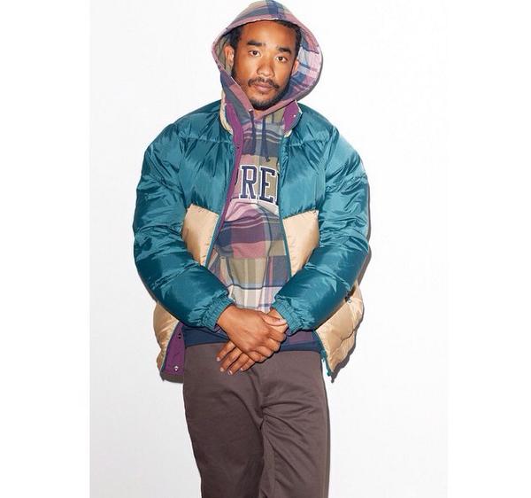 Status_Control's tweet image. SUPREME / SENSE MAGAZINE