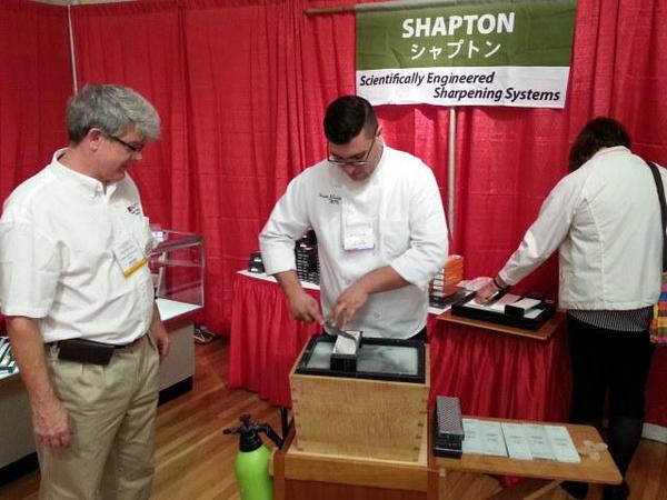 MTCKitchen's tweet image. Thank you #SHAPTON for #knife #sharpening DEMO at restaurant EXPO.