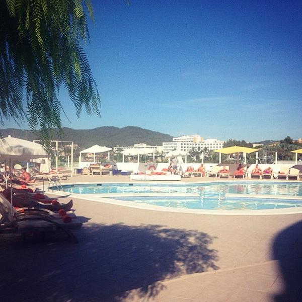 A relaxing day by the Pool today at the #thboceanbeachhotel #thb #oceanbeach #hotel #ibiza #ibiza2014 by 0ceanbea...