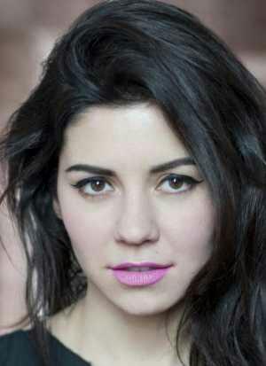 Happy birthday
Marina Diamandis zum 29.
 
Großbritannien, 1985 