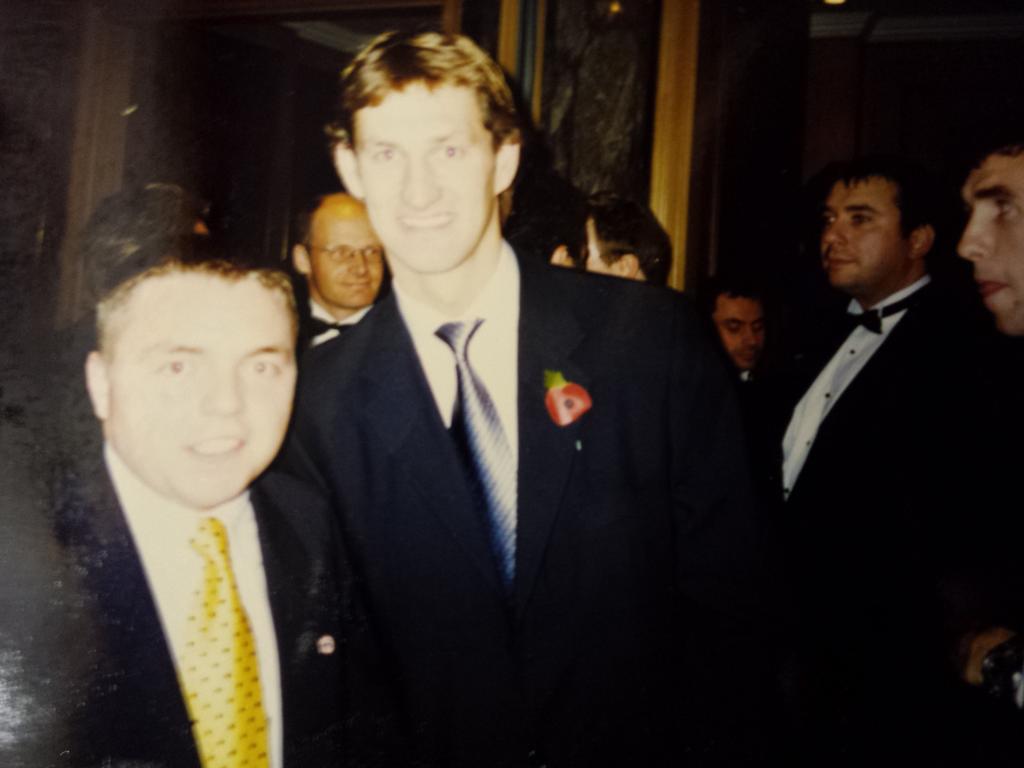 Happy birthday mr arsenal TONY ADAMS 
Long time no see, fred streets testimonial
& martin trying to p/bomb 