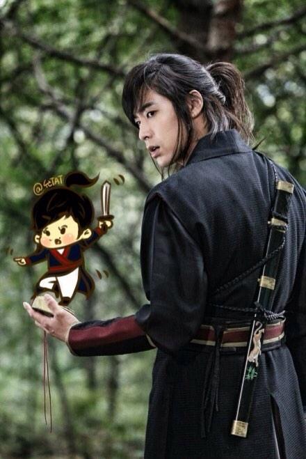 Cool Mooseok &amp; chibi Mooseok 😘💕 ㅋㅋㅋㅋㅋㅋ (cr: onpic)