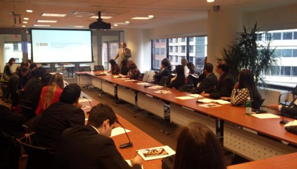 GeorgetownLatAm's tweet photo. Meeting at @the_IDB to explore competitiveness, technology and #innovation #ILG2014 #demandsolutions http://t.co/PXnnZLU3NY