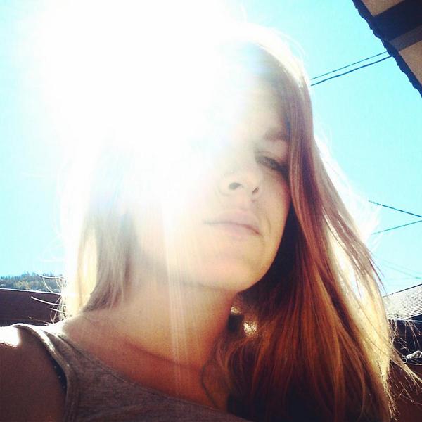 Em Graham tweet media