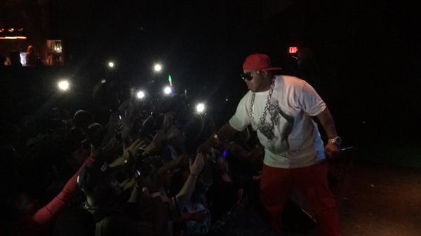 TWISTAgmg's tweet photo. The only person standing in your way today is you, make every minute count.  #Thedarkhorsetour http://t.co/8qjXxnJde1