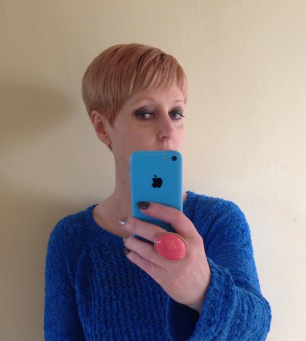 SkinnyLove68's tweet photo. New haircut from Mandy at Precision #ashtonunderlyne #Tameside on Warrington Street. http://t.co/WuCOIf2AeW